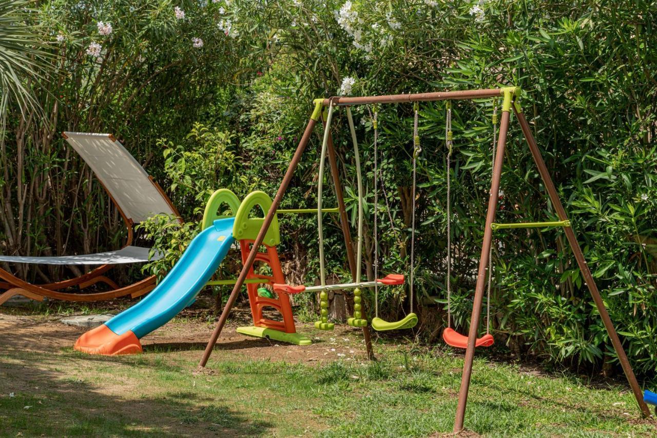 סאן תאודורו Rooms Tavolara מראה חיצוני תמונה